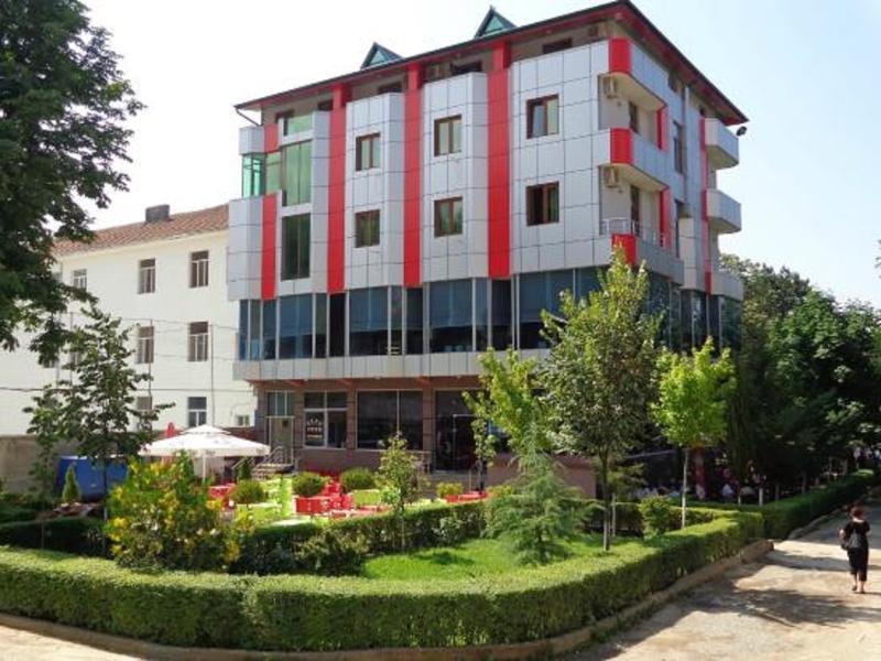 Hotel Piazza Peshkopi Extérieur photo